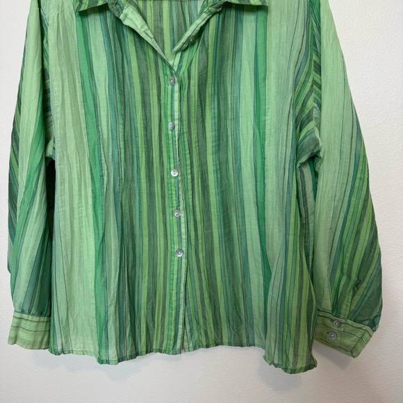 Chico's Vibrant Green Striped Shirt size 3 - Picture 2 of 10